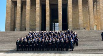 Anayasa Mahkemesi heyeti, Anıtkabir'i ziyaret etti