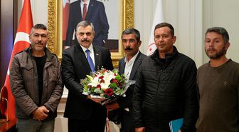 Eylemlerini sonlandıran maden işçileri İçişleri Bakanı Çiftçi'yi ziyaret etti