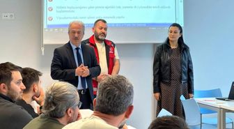 Sinop'ta ambulans sürücülerine güvenli sürüş eğitimi