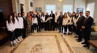 Yıldırım'dan Türkiye Şampiyonası'na katılacak voleybolculara tebrik