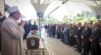 CHP Genel Başkanı Özel, gazeteci Yıldırım'ın cenaze törenine katıldı
