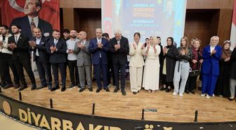 CHP ve YRP'den ayrılan 100 kişi AK Parti'ye katıldı