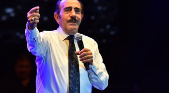 Sahnede anlattığı fıkra Kayserililerin tepkisini çekti! Mustafa Keser'den açıklama