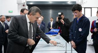 Bakan Tekin: Ortaöğretimde yeteneğe göre tercih mekanizması oluşturduk