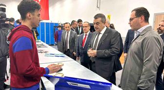 Bakan Tekin: 'Ortaokullardan itibaren çocuklarımızın yeteneklerine göre ortaöğretim kurumu tercih edebilecekleri bir mekanizma oluşturduk'
