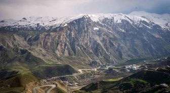 Hakkari yolundaki heyelan riskine karşı 'mühendislik' uyarısı