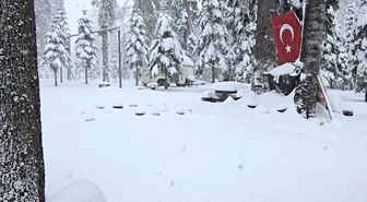 Düzce'de Mayıs Sürprizi: 60 Santimetre Kar