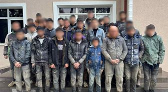 Yayladağı’nda jandarmadan nokta operasyon: 37 göçmen yakalandı