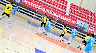 Bilecik'te futsal çeyrek final heyecanı sürüyor