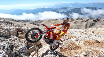 Enduro tutkunları 3 bin 200 rakıma tırmanacak