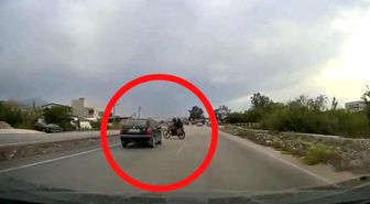 Hatay'da motosiklet otomobille çarpıştı: 1 ölü, 1 yaralı
