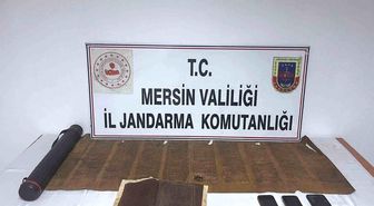 Mersin'de tarihi eser operasyonu: Tevrat ve el yazması eser ele geçirildi