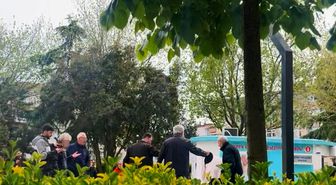 Parkta iki yaşlı adam arasında yumruklu kavga: 1 yaralı