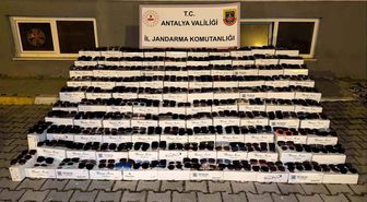 Antalya'da 10 milyon TL'lik gümrük kaçağı ürün ele geçirildi