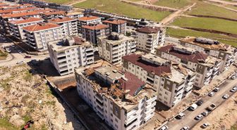 Gaziantep'te fırtınanın hasar tespiti sürüyor; çatılardaki zarar dron kamerasında