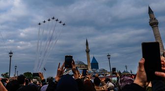 Mevlana'nın Konya'ya Göçü Türk Yıldızları ile Kutlandı