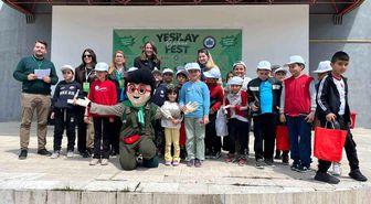 Eskişehir Vali Münir Raif Güney İlkokulu öğrenc ileri bağımlılığa karşı festivalde