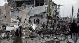 İsrail Savaş Uçakları Gazze'ye Hava Saldırıları Düzenledi: 4 Ölü