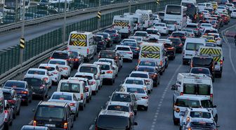 Pompada çifte değişim! Benzine zam, otogaza indirim geldi