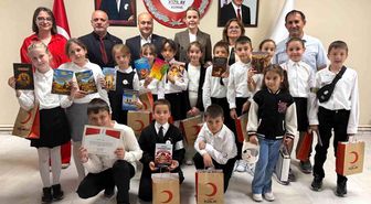 Edirneli minik yazarlardan Filistinli çocuklara 54 bin 345 TL destek