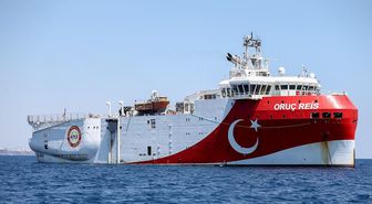 Türkiye'den Doğu Akdeniz hamlesi! Komşu'da büyük panik var