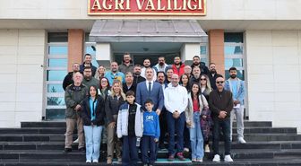 Ağrı Valisi Önder Bozkurt, Hatay Medeniyetler Korosu’nu ağırladı