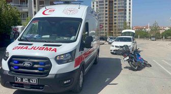 Karaman'da otomobil ile motosiklet çarpıştı: 1 yaralı
