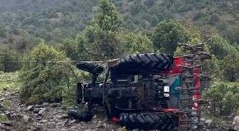 Çorum'da traktör şarampole devrildi: 1 yaralı