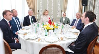 Belçika Kraliçesi Mathilde İstanbul'da Yatırım Paneline Katıldı