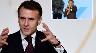Macron çileden çıktı, Kenya'da protokolü bozup sahneye atladı