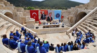 Akdeniz Üniversitesi Senatosu, antik kentteki Likya Birliği Meclis binasında toplandı