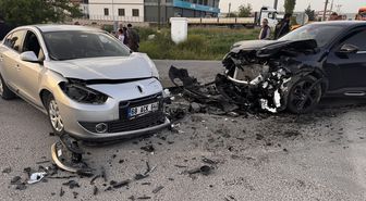 Aksaray'da zincirleme trafik kazasında 4 kişi yaralandı