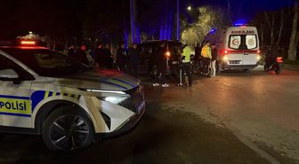 Erzurum'da hafif ticari araçla çarpışan motosikletli ağır yaralandı