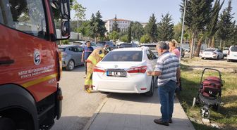 Hatay'da otomobilde kilitli kalan bebeği itfaiye ekibi kurtardı