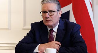 İngiltere’de siyasi deprem! Starmer’a istifa baskısı büyüyor