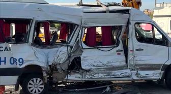 Kocaeli'de tır ile çarpışan servis aracındaki 8 yaralıdan 1'i hayatını kaybetti