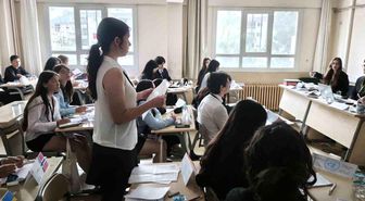 Nazilli Anadolu Lisesi'nden öğrencilerine uluslararası deneyim