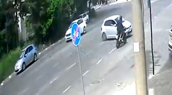 Tekirdağ'da 2 kişinin yaralandığı kaza kamerada