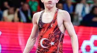 U17 Avrupa Güreş Şampiyonası'nda Ömer Arslan'dan bronz madalya