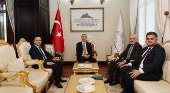 Vali Naci Aktaş, Şekerbank yöneticilerini makamında ağırladı