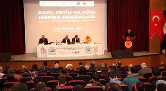 Ahlat'ta 'Kapı, Fetih ve Kök: Hafıza Mekanları' sempozyumu