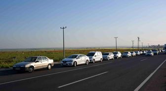 Siverek'te gelincik tarlaları binlerce kişinin uğrak noktası haline geldi