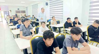 Afyonkarahisar'da 'Teknoloji Bağımlılığı' konulu semineri