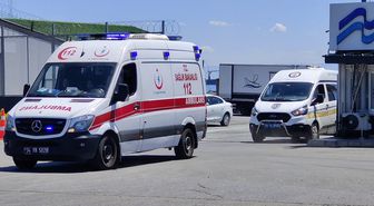 Ahırkapı'da gemide ölü bulunan Rus mürettebatın cenazesi Adli Tıp Kurumu'na kaldırıldı