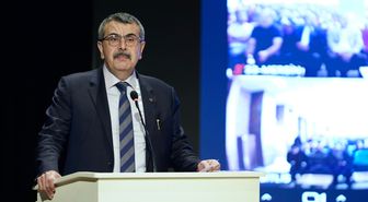 Bakan Tekin, 'Eğitim Kurumları Yönetici Yetiştirme Programı'nın ilk dersini verdi