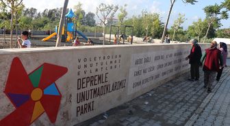 Hatay'da 'Voleybolun Unutulmaz Evlatları Anıt Parkı' açıldı