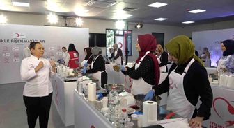 Türk Kızılay'ın 'iyilikle pişen hayatlar' atölyesi Bursa'da kadınlarla buluştu