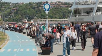 Bebek Sahili'nde piknik yapıp balık tuttular; güneşli havanın keyfini çıkardılar