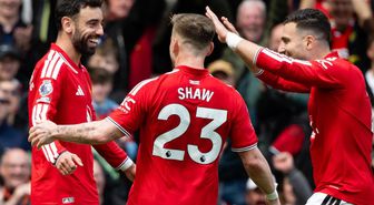 Bruno Fernandes'ten rekor! 5 gollü maçta kazanan Manchester United