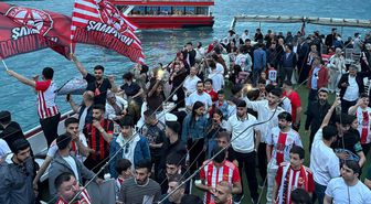 İstanbul Boğazı’nda Batman rüzgarı esti